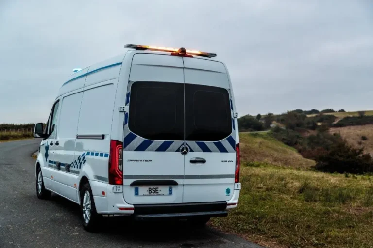 ambulance-type-b-c-mercedes-sprinter-10